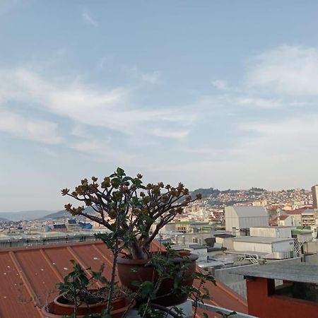 Atico Con Terraza En El Centro De Vigo Apartment Bagian luar foto