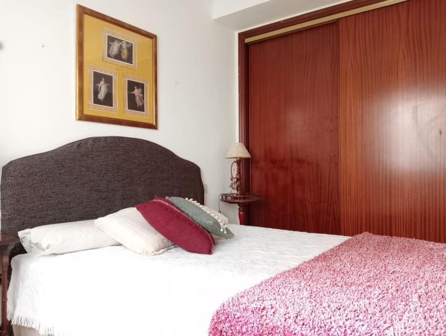 Atico Con Terraza En El Centro De Vigo Apartment Bagian luar foto